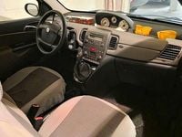 Usata Lancia Ypsilon 95 CV (69 kW) 2005 Beige Utilitaria