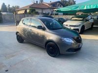Usata Lancia Ypsilon Silver 69 CV (50 kW) 2023 Grigio Utilitaria