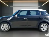 Usata Mini Cooper D Countryman Business 111 CV (81 kW) 2017 5v grigio manganese metallizza SUV