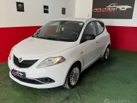 Usata Lancia Ypsilon Silver 69 CV (50 kW) 2017 Bianco Utilitaria