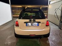 Usata Mini Cooper Coupé 109 CV (80 kW) 2009 Bianco Coupé