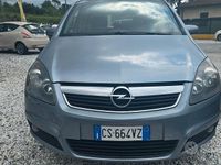 Usata Opel Zafira 138 CV (101 kW) 2006 Blu Monovolume