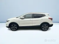 Usata Nissan Qashqai Tekna 110 CV (80 kW) 2018 Bianco metallizzato SUV