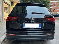 Usata VW Tiguan 122 CV (89 kW) 2021 Nero SUV
