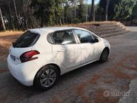 Usata Peugeot 208 2016 Bianco Utilitaria