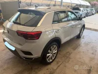 Usata VW T-Roc Advance 150 CV (110 kW) 2021 Grigio SUV