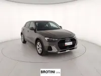Usata Audi A1 Sportback 150 CV (110 kW) 2025 Grigio metallizzato Utilitaria