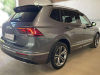 Usata VW Tiguan Allspace R-line 190 CV (139 kW) 2018 Grigio daytona SUV