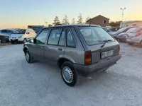 Usata Opel Corsa 45 CV (33 kW) 1989 Grigio Berlina