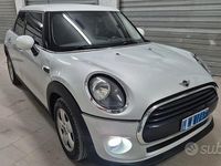 Usata Mini Cooper D 116 CV (85 kW) 2019 Grigio Utilitaria
