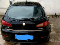 Usata Alfa Romeo 147 140 CV (102 kW) 2003 Nero Utilitaria
