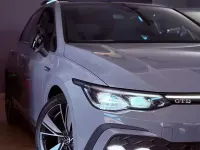 Usata VW Golf VIII GTI 200 CV (147 kW) 2022 Grigio Berlina