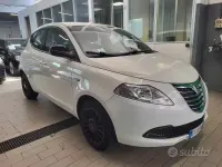 Usata Lancia Ypsilon S 69 CV (50 kW) 2014 Bianco Utilitaria