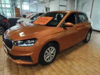 Usata Skoda Fabia Ambition 80 CV (58 kW) 2023 Arancione sunset / metallizzato Utilitaria