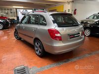 Usata Skoda Fabia 86 CV (63 kW) 2010 Grigio Berlina