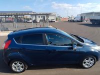 Usata Ford Fiesta Titanium 97 CV (71 kW) 2016 Blu Utilitaria