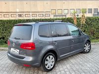 Usata VW Touran 105 CV (77 kW) 2011 Grigio Monovolume