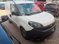 Usata Fiat Doblò Lounge 105 CV (77 kW) 2022 Other Monovolume
