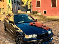 Usata BMW 318 115 CV (84 kW) 1994 Blu Berlina