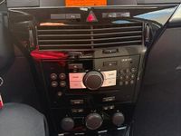 Usata Opel Astra Cosmo 125 CV (91 kW) 2009 Grigio Station wagon