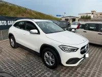 Usata Mercedes GLA200 150 CV (110 kW) 2023 Bianco SUV