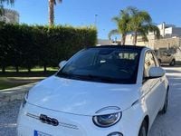 Begagnad Fiat 500e Icon 42 kW (58 HK) 2021 Cab