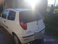 Usata Fiat Punto 69 CV (50 kW) 2009 Bianco Utilitaria
