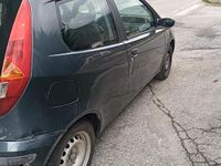 Usata Fiat Punto 60 CV (44 kW) 2001 Grigio Utilitaria
