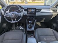 Usata Renault Captur Intens 101 CV (74 kW) 2021 Grigio SUV