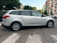 Usata Ford Focus 125 CV (91 kW) 2013 Argento Station wagon