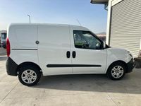 Usata Fiat Doblò Pop 95 CV (69 kW) 2016 Bianco Monovolume