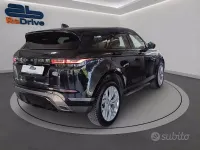 Usata Land Rover Range Rover evoque R-Dynamic 163 CV (119 kW) 2022 Nero mito metalizzato SUV