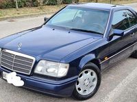 Usata Mercedes 200 124 CV (91 kW) 1995 Blu/azzurro Coupé