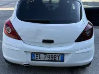 Usata Opel Corsa Edition 95 CV (69 kW) 2011 Utilitaria