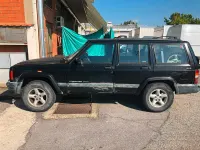 Usata Jeep Cherokee 116 CV (85 kW) 1999 Nero SUV