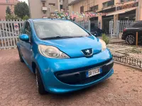 Usata Peugeot 107 68 CV (50 kW) 2006 Blu Utilitaria