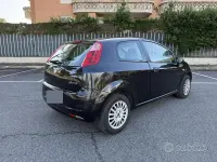 Usata Fiat Grande Punto 65 CV (47 kW) 2009 Nero Utilitaria