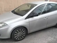 Usata Fiat Bravo 120 CV (88 kW) 2013 Grigio Utilitaria