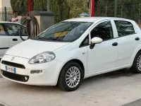 Usata Fiat Punto S 95 CV (69 kW) 2019 Bianco Furgone