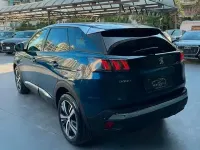 Usata Peugeot 3008 Allure 131 CV (96 kW) 2022 Bluazzurro SUV