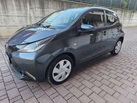 Usata Toyota Aygo X-play 69 CV (50 kW) 2015 Utilitaria