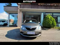 Usata Lancia Ypsilon Silver 69 CV (50 kW) 2017 Grigio Utilitaria