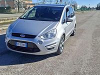 Usata Ford S-MAX Titanium 140 CV (102 kW) 2011 Argento Monovolume