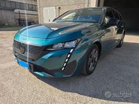 Usado Peugeot 308 Active 131 CV (96 kW) 2022 Azul Familiar