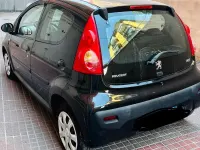 Usata Peugeot 107 68 CV (50 kW) 2009 Nero Utilitaria