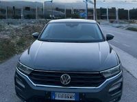 Usata VW T-Roc Advance 150 CV (110 kW) 2018 Grigio SUV