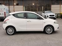 Usata Lancia Ypsilon Gold 69 CV (50 kW) 2014 Bianco Utilitaria