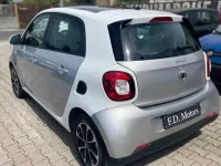Usata Smart ForFour Passion 71 CV (52 kW) 2017 Argento Utilitaria