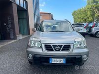 Usata Nissan X-Trail 114 CV (83 kW) 2002 Grigio SUV