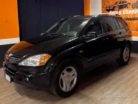Usata SsangYong Kyron 141 CV (103 kW) 2007 Giallo SUV